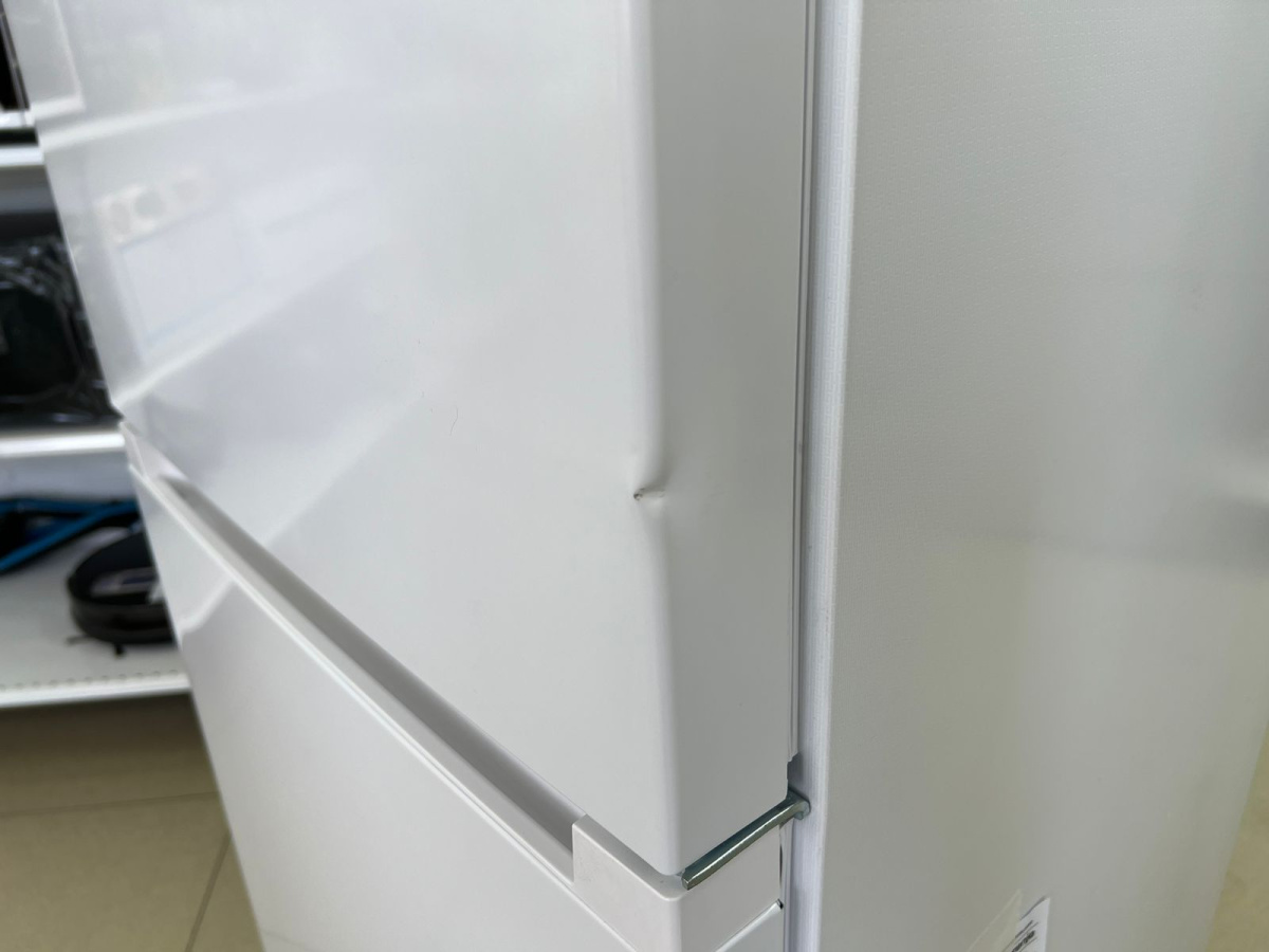 Холодильник Gorenje NRK 6202AW4