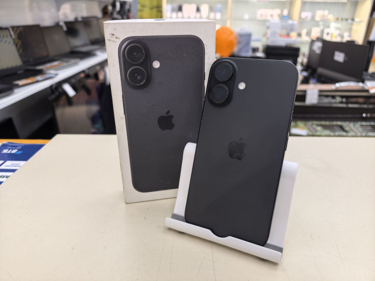 Смартфон Apple Iphone 16 128Gb