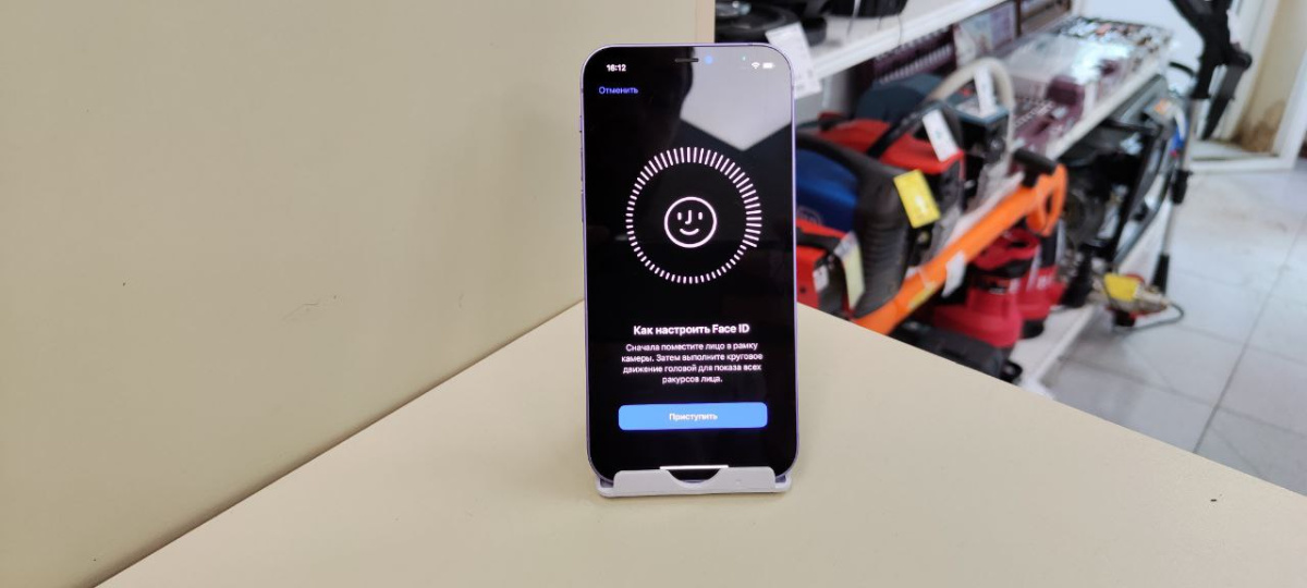 Смартфон Apple iPhone 12 64Gb