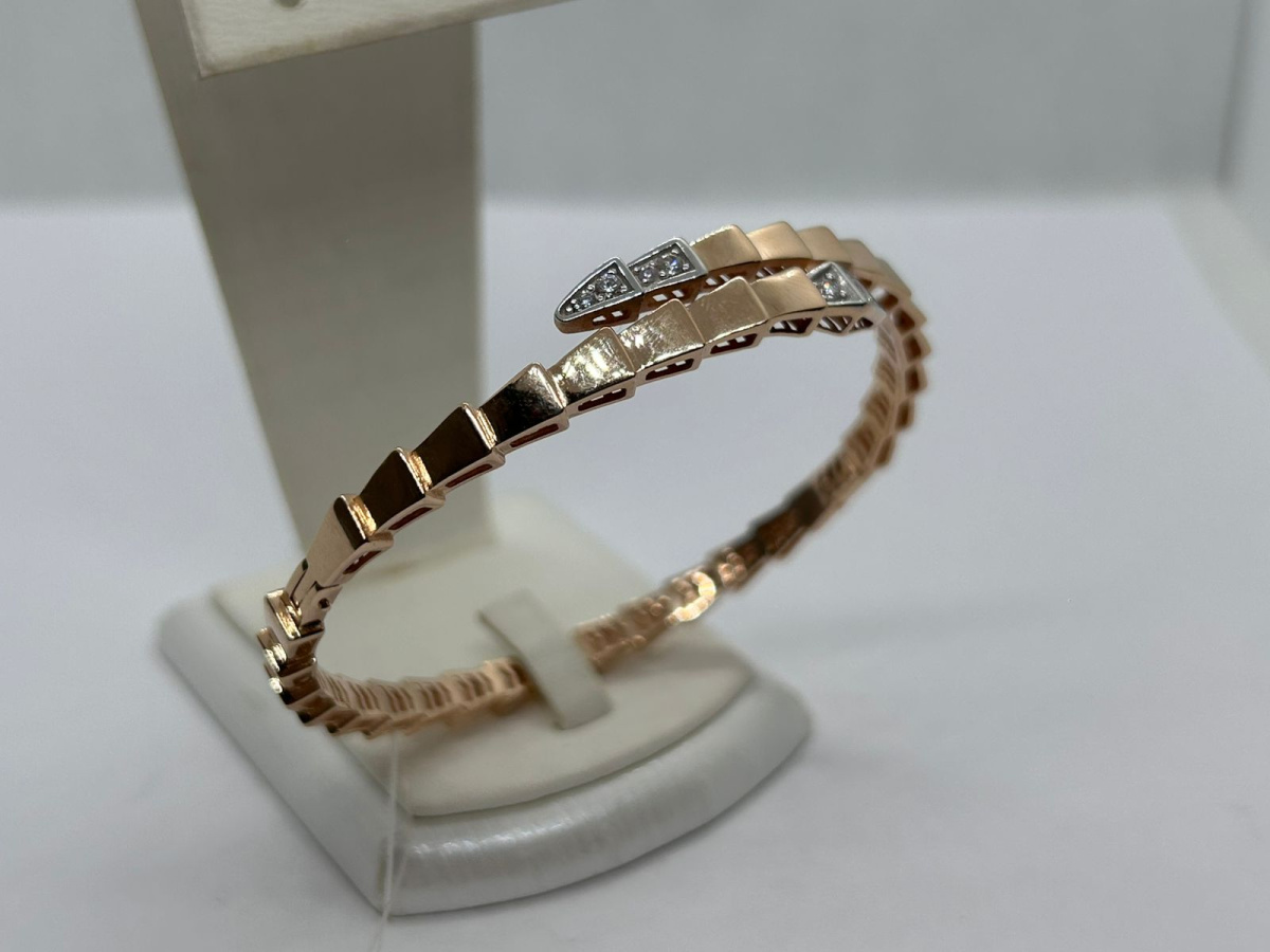 БРАСЛЕТ ЖЕСТКИЙ с камнями (Au 585)