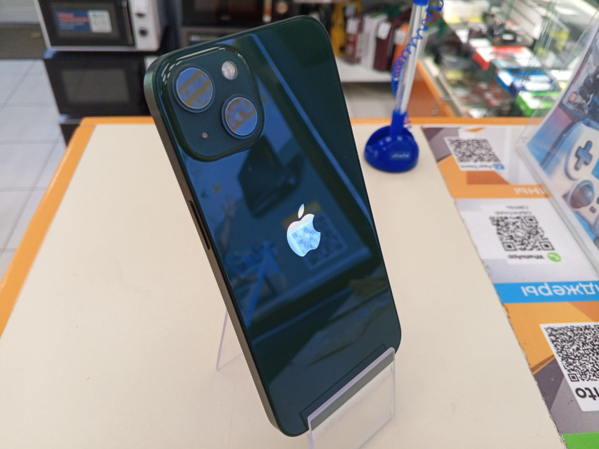 Смартфон Apple iPhone 13 128Gb