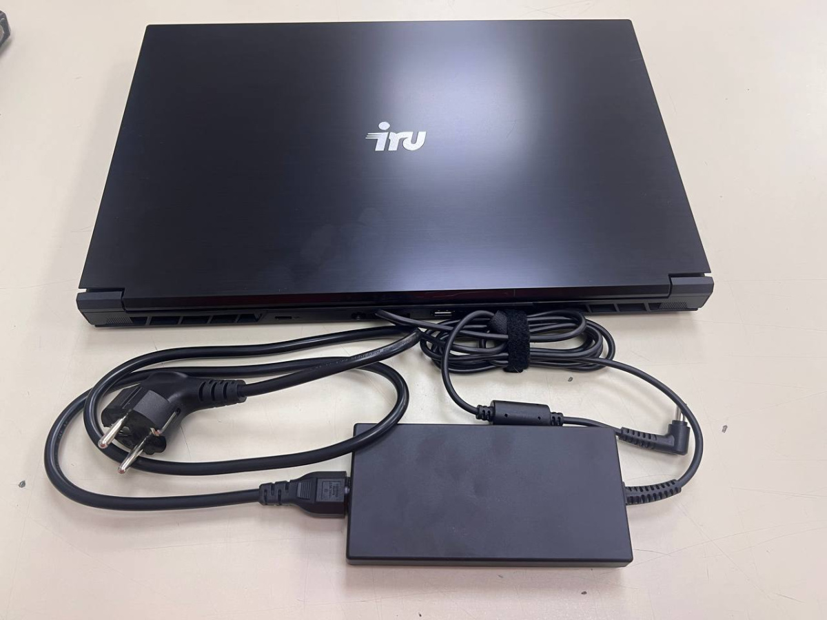 Ноутбук iRu; Core i5-12500H, GeForce RTX 3050, 32 Гб, 512 GB, Нет