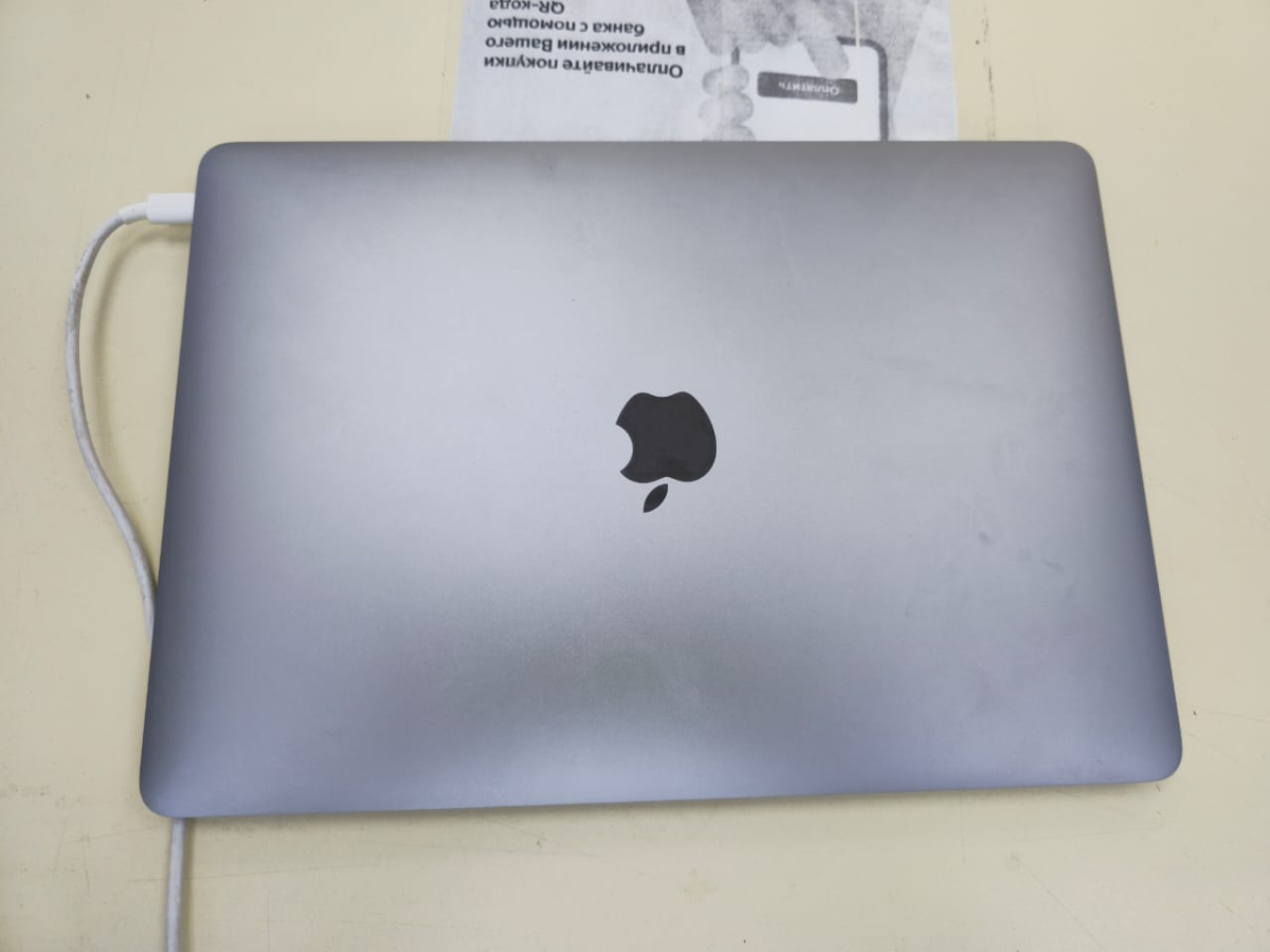 Ноутбук Apple Macbook Air 13 2020 M1 8/256
