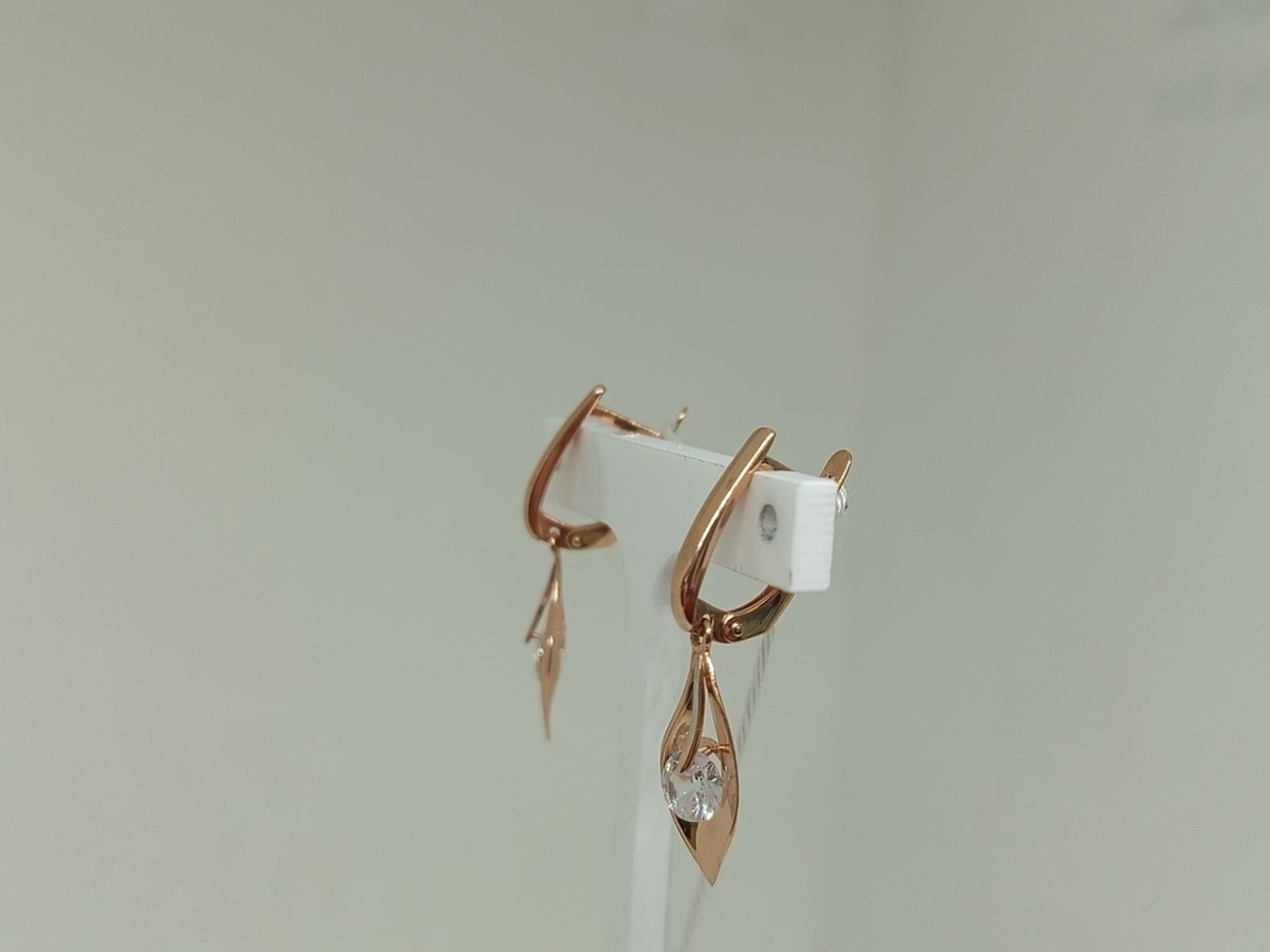 СКМ585 СЕРЬГИ С КАМНЕМ (Au 585) СКМ585 СЕРЬГИ С КАМНЕМ (Au 585)