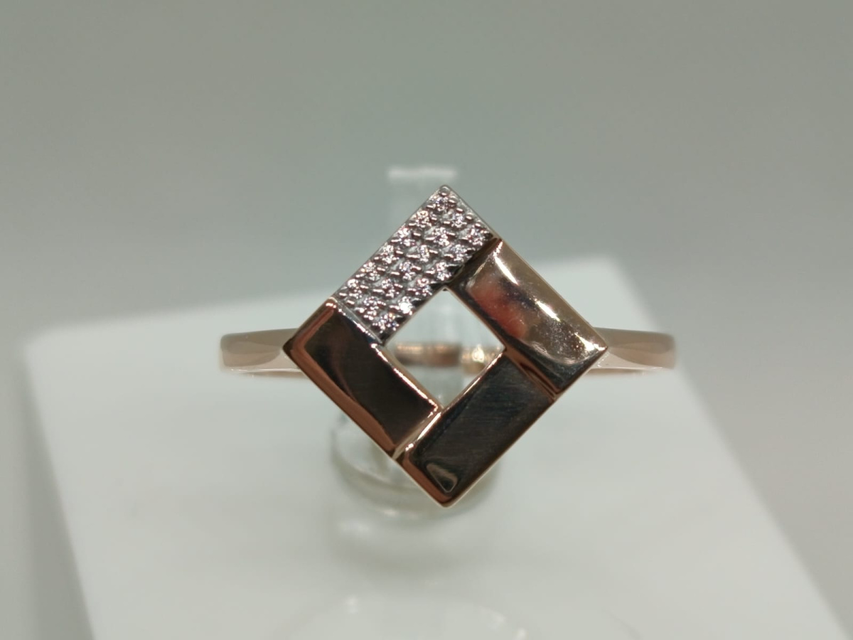 КОЛЬЦО С КАМНЯМИ (Au 585)