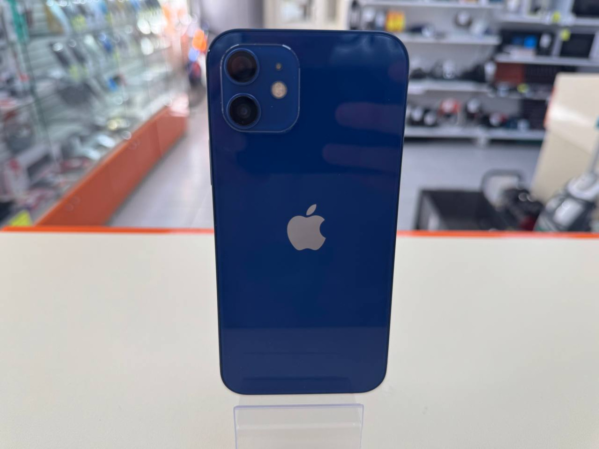 Смартфон Apple iPhone 12 64Gb