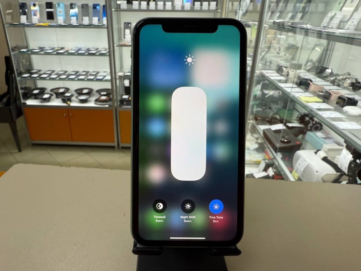 Смартфон Apple iPhone 11 128Gb