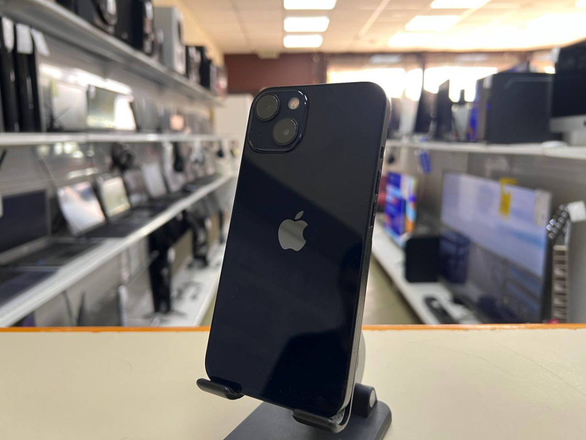 Смартфон Apple iPhone 13 256Gb