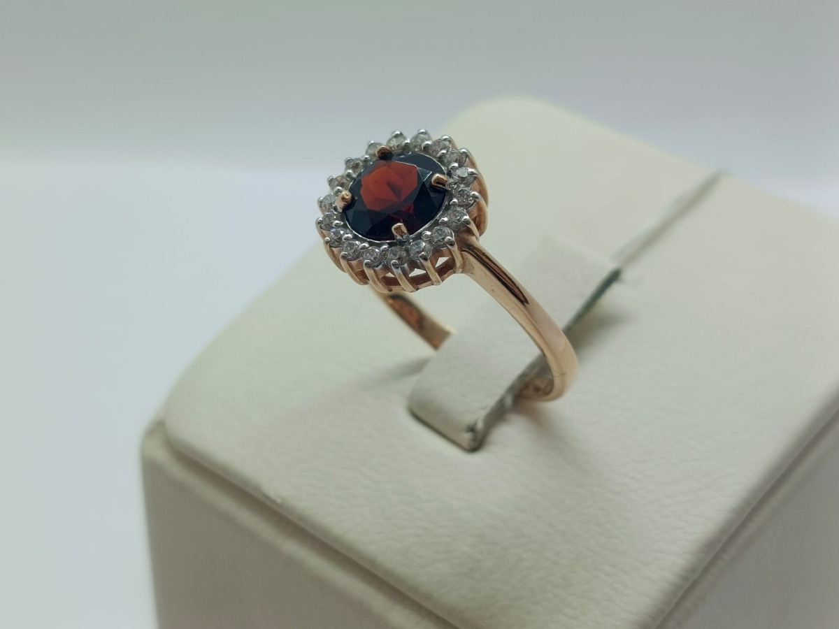 КОЛКМИ585 КОЛЬЦО С КАМНЯМИ (Au 585)
