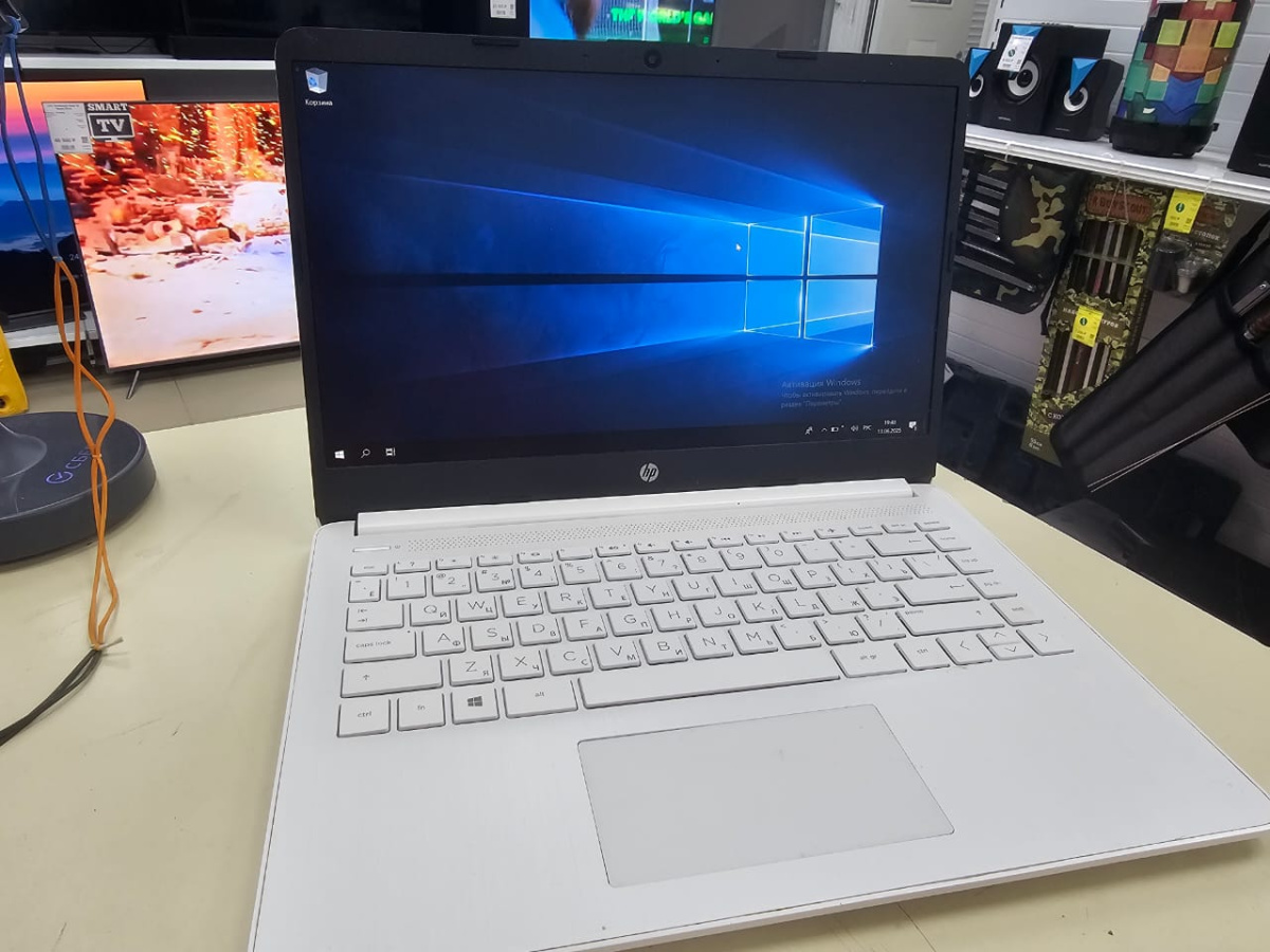 Ноутбук HP; Silver N5030, Intel UHD Graphics 605, 4 Гб, 240 Гб, Нет