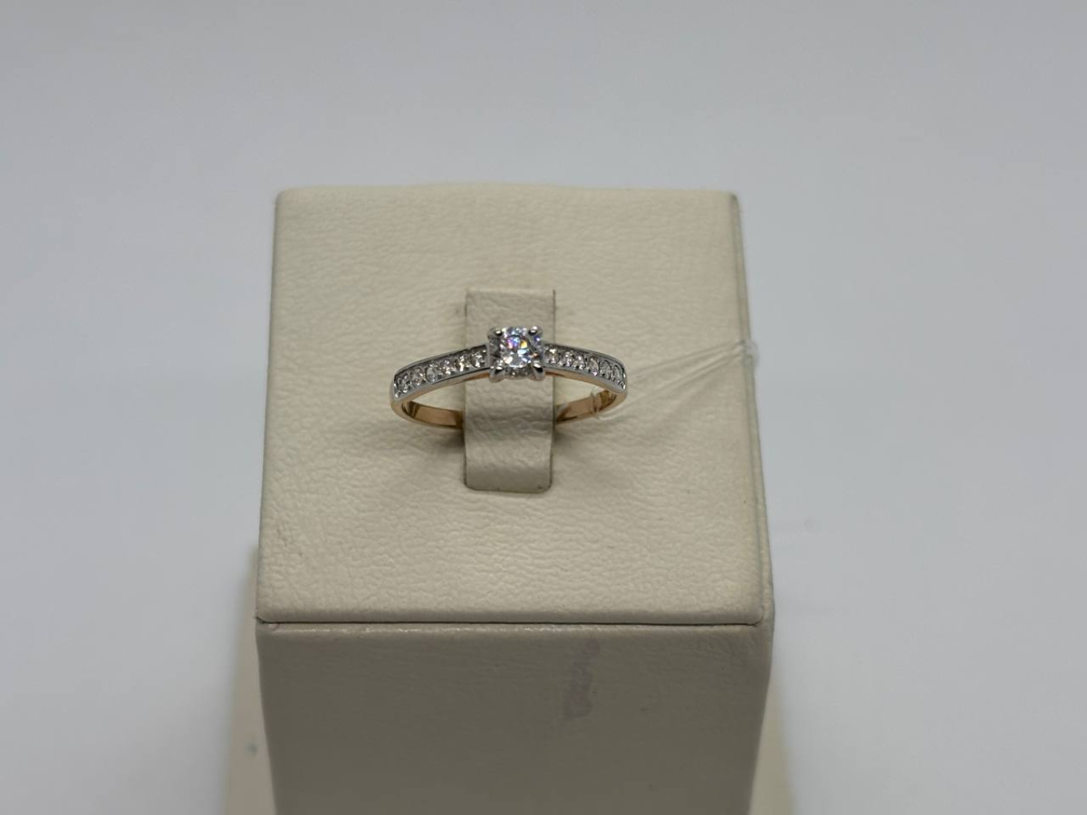 КОЛЬЦО С КАМНЯМИ (Au 585)