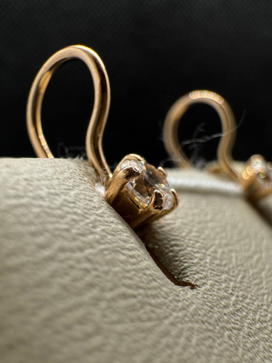 СКМ585 СЕРЬГИ С КАМНЕМ (Au 585)