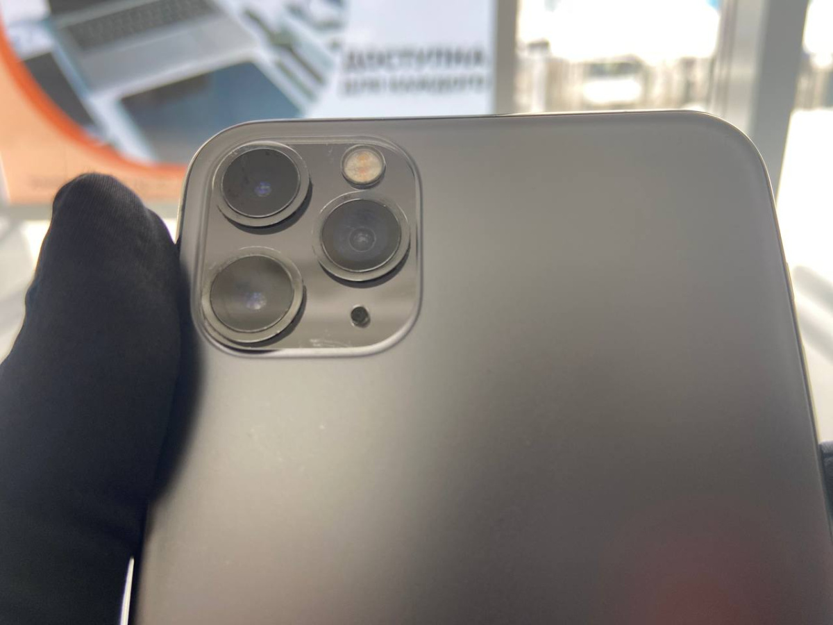 Смартфон Apple IPhone 11 Pro Max 256Gb