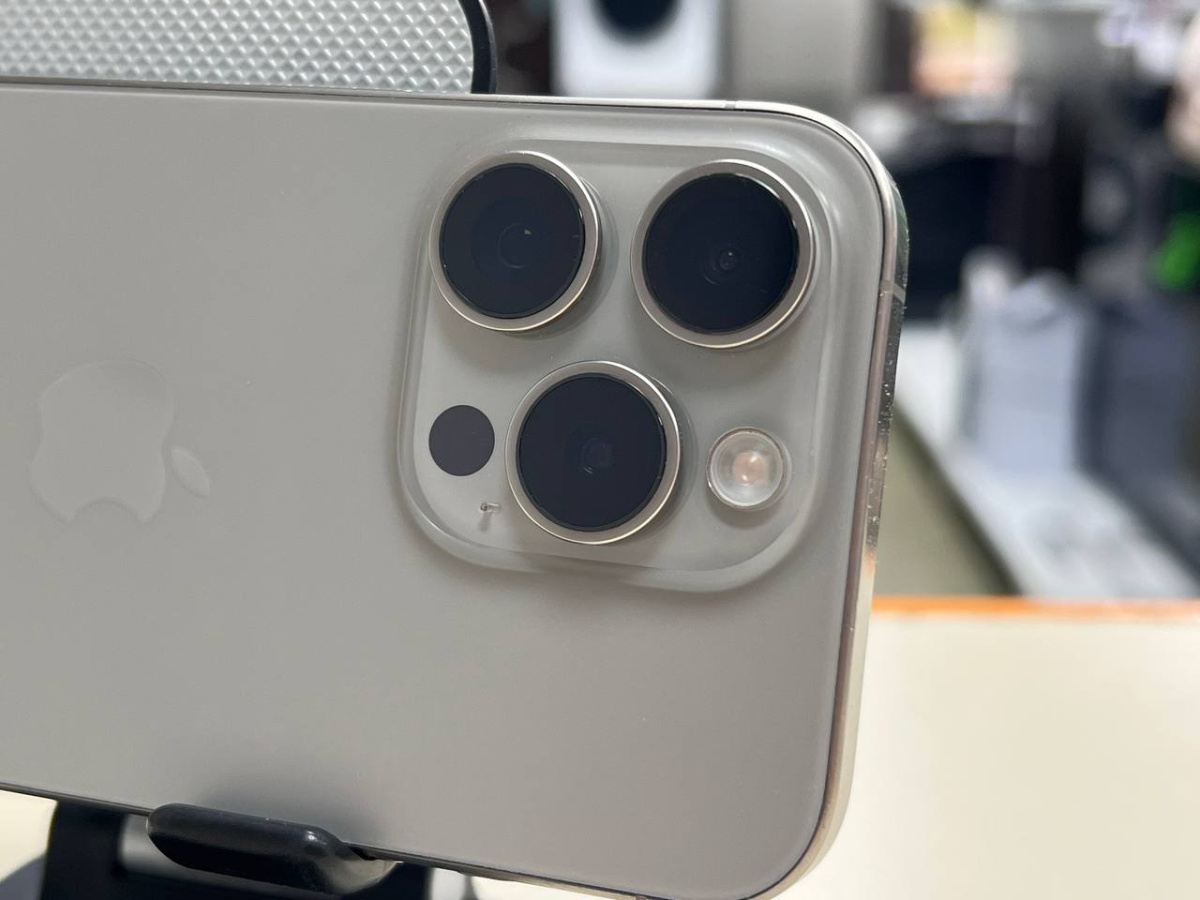 Смартфон Apple Iphone 15 Pro 128Gb