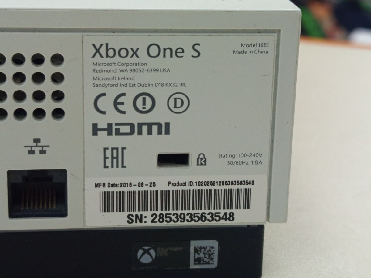 Игровая приставка Xbox One S 500Gb
