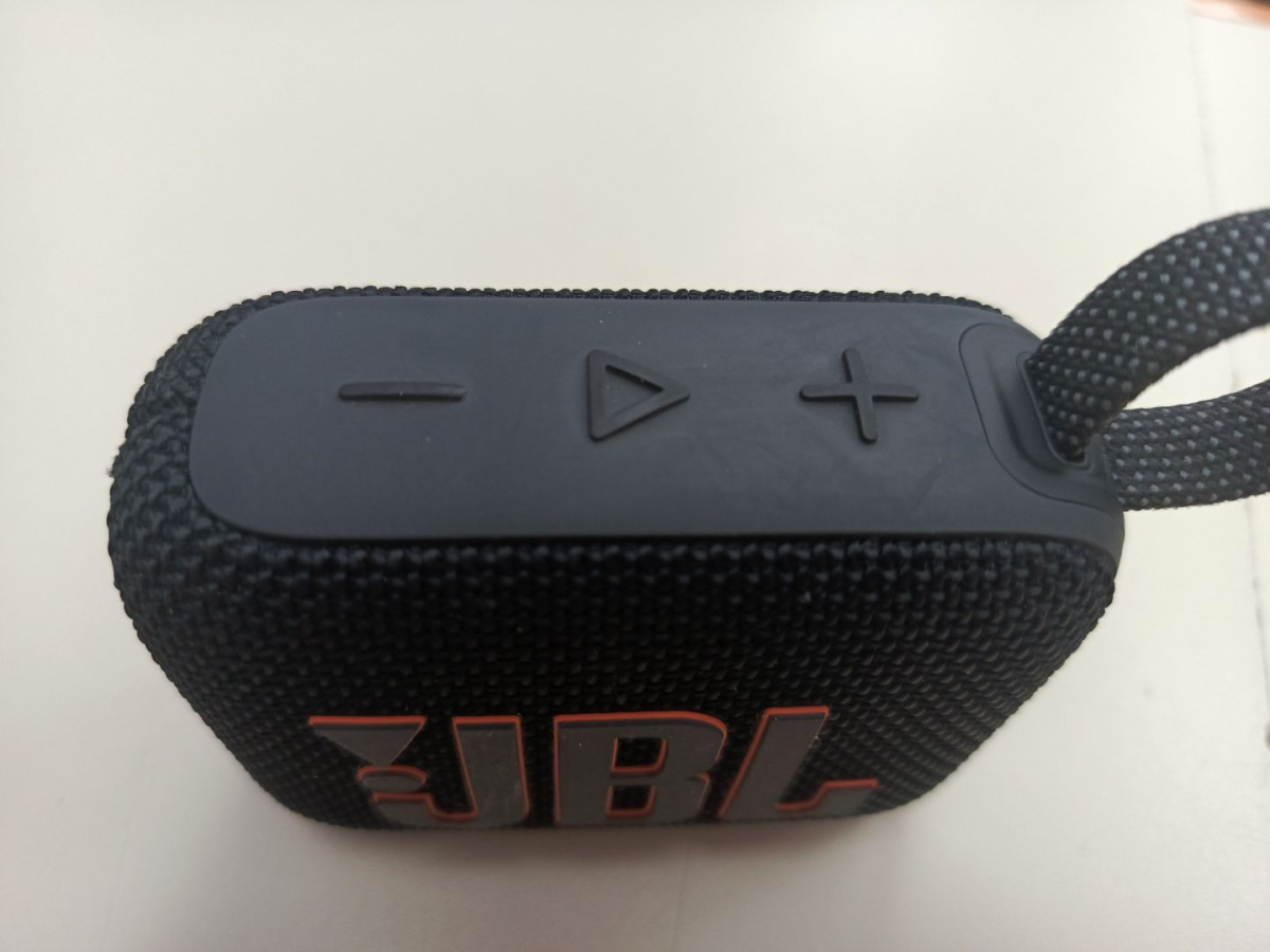 Портативная акустика JBL GO 4