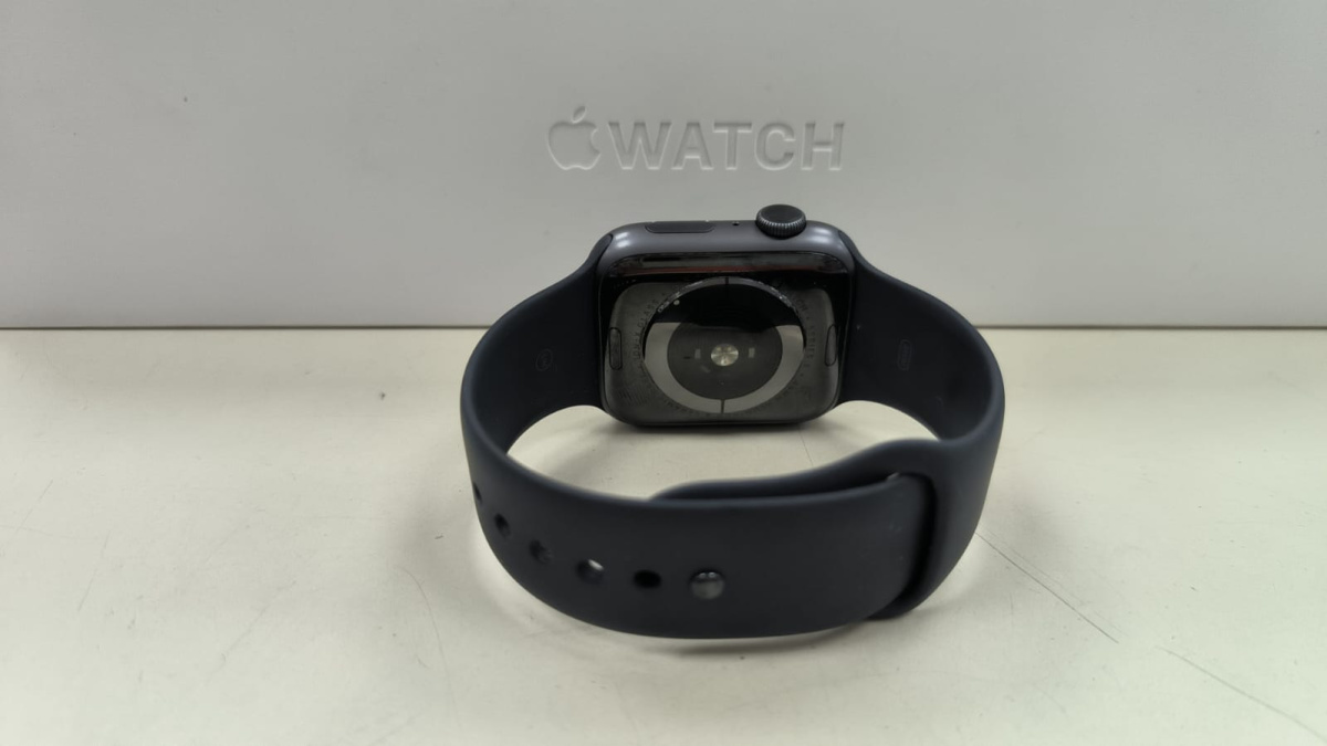 Смарт-часы Apple Watch Series 5 44 мм