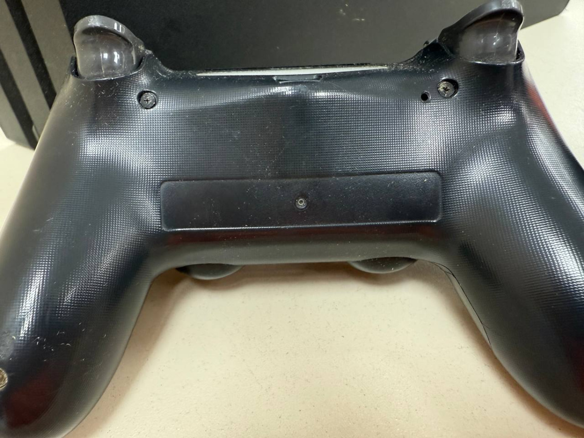 Игровая приставка PlayStation 4 Pro 1Tb