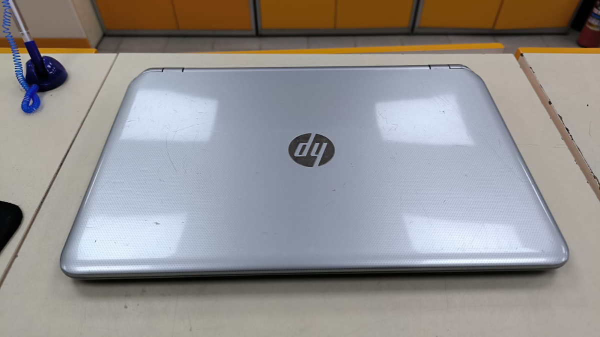 Ноутбук HP 15-n058s; Core i5-4200U, Intel UHD Graphics, 6 Гб, 128 Гб, Нет