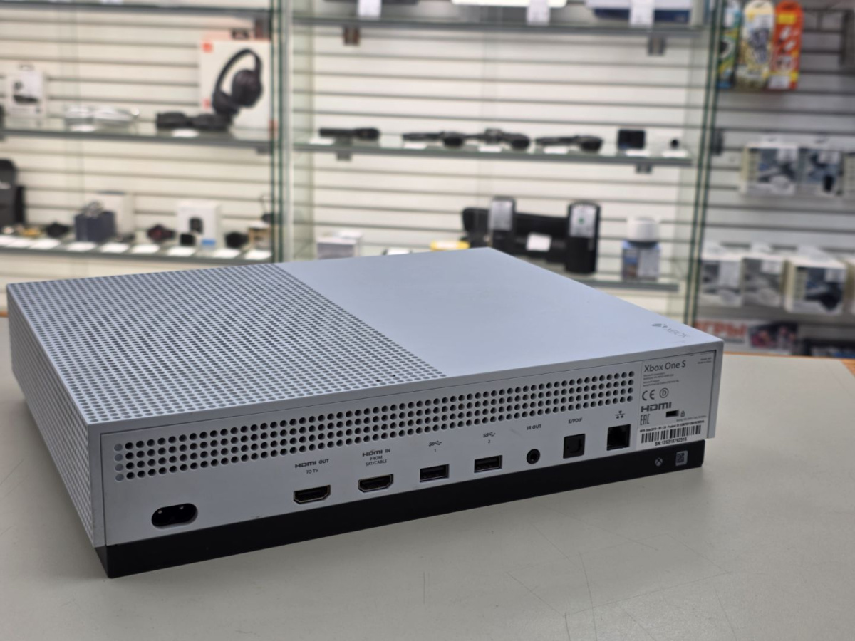 Игровая приставка Xbox One S 1TB