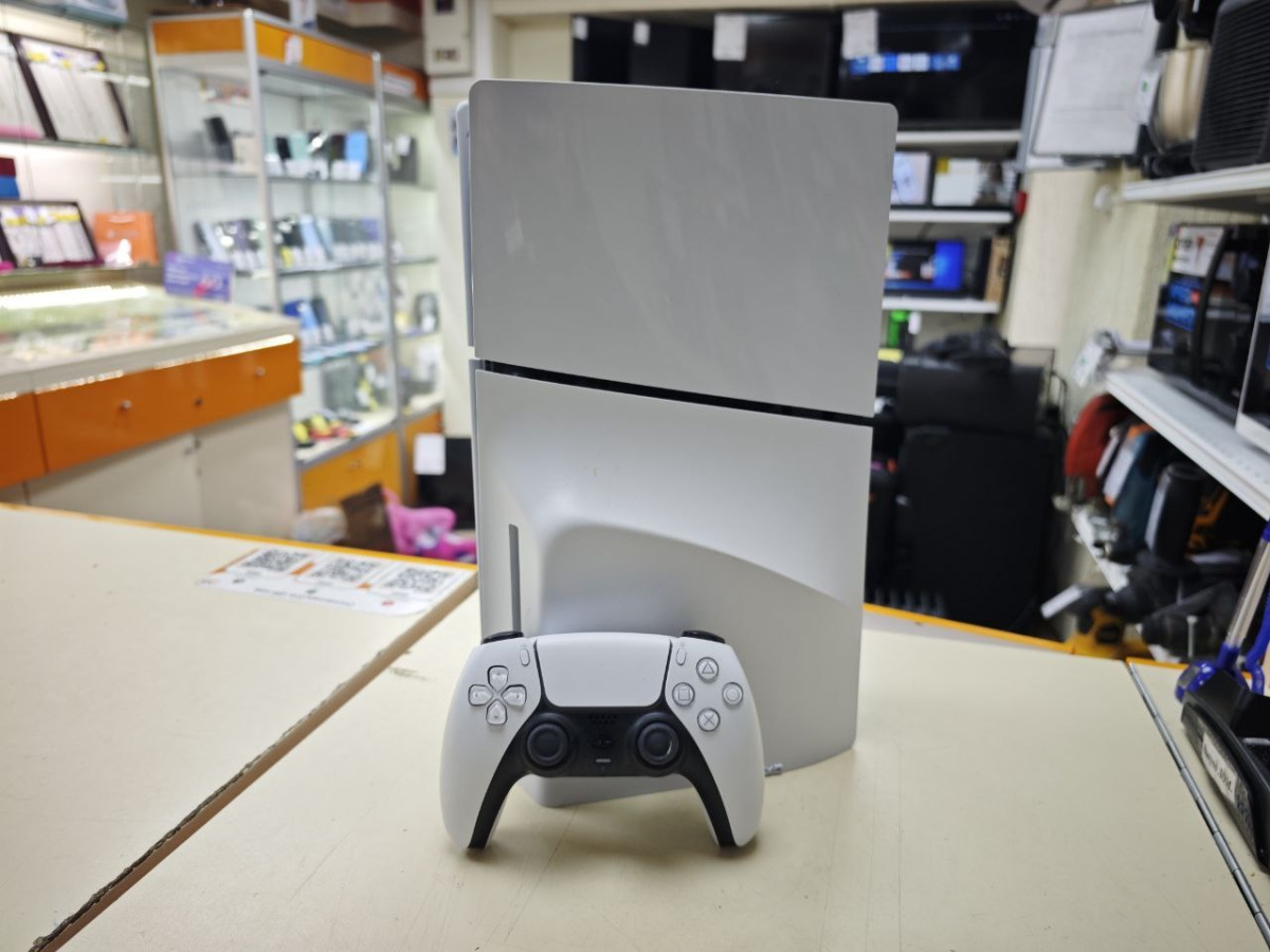 Игровая приставка PlayStation 5 Slim 1TB (С дисководом)