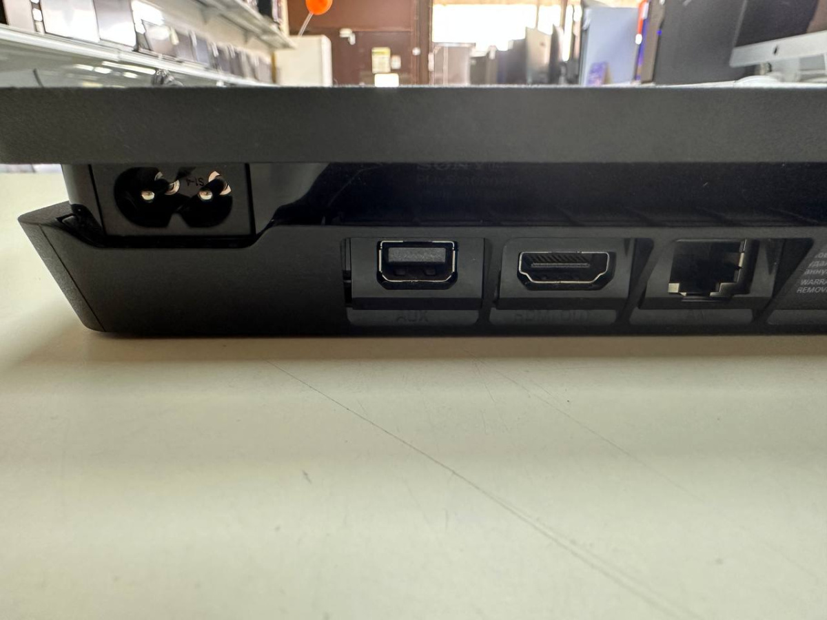 Игровая приставка PlayStation 4 Slim 1Tb