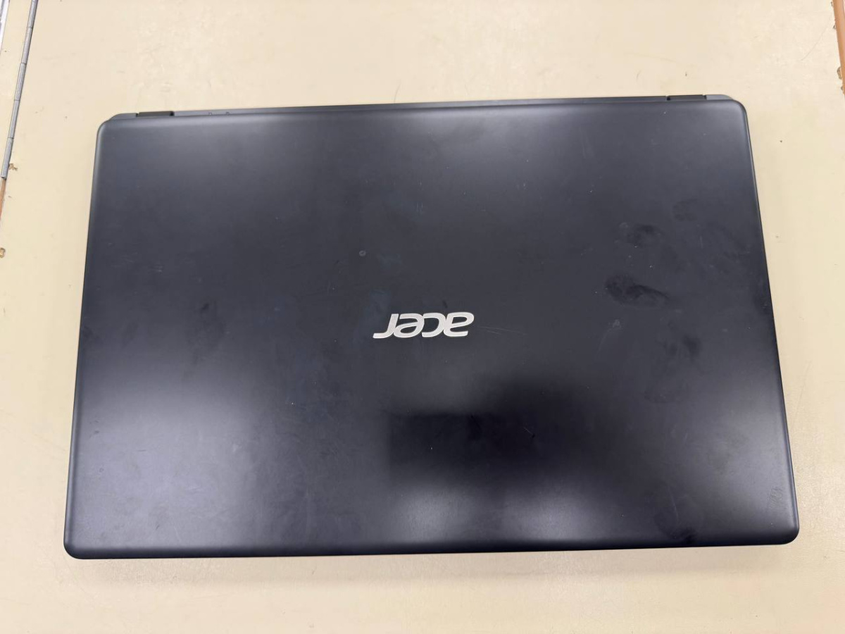 Ноутбук Acer; Core i3-10100, Intel UHD Graphics, 4 Гб, 120 Гб, 320 Гб
