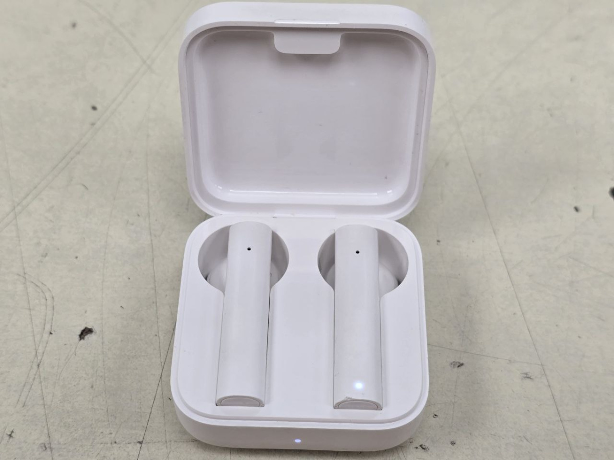Наушники беспроводные XIAOMI Air 2 SE;