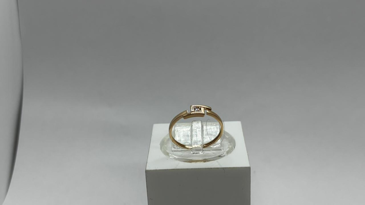 КОЛЬЦО С КАМНЕМ (Au 585)