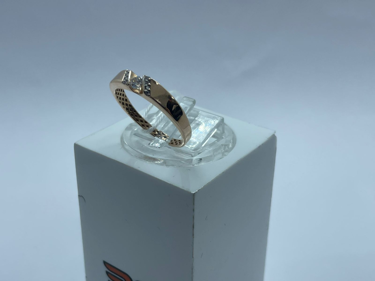 КОЛКМИ585 КОЛЬЦО С КАМНЯМИ (Au 585)