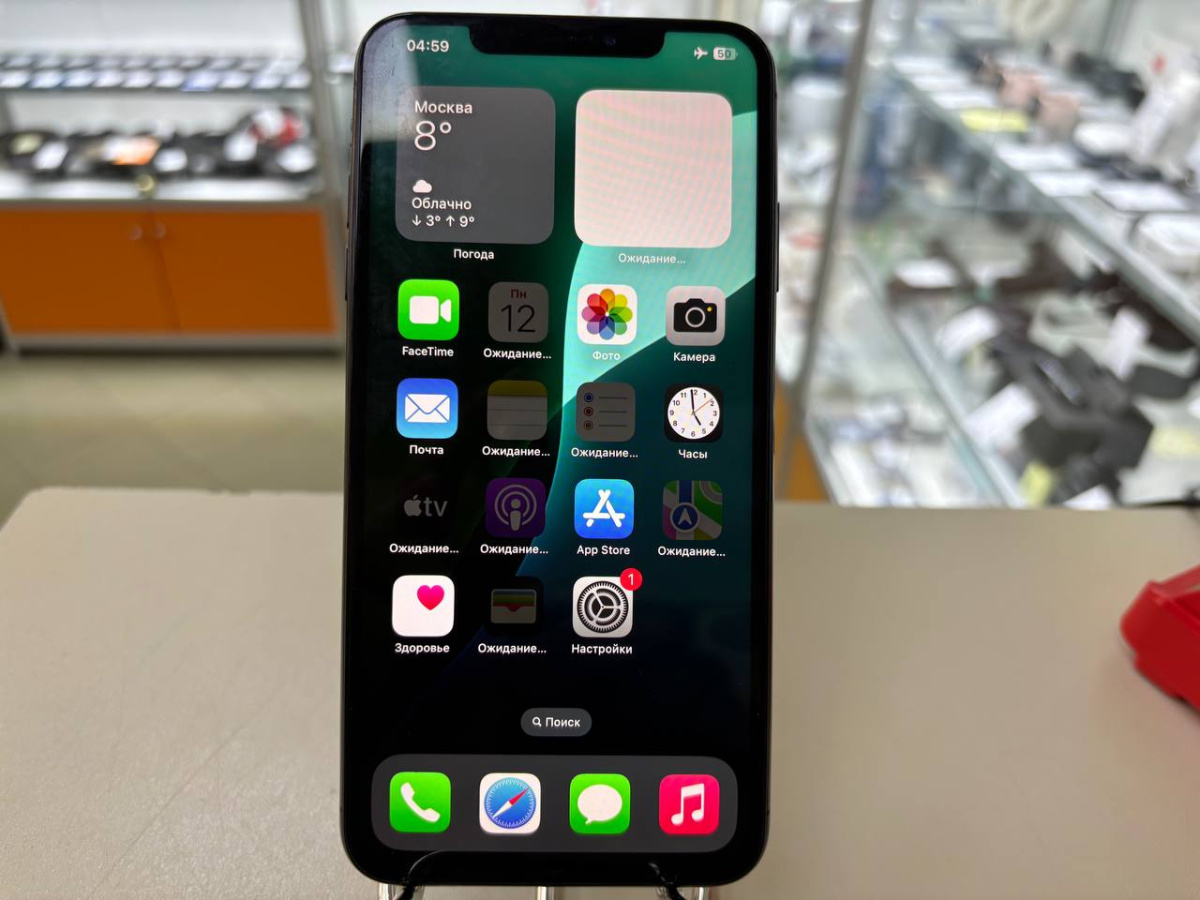 Смартфон Apple iPhone Xs Max 64Gb