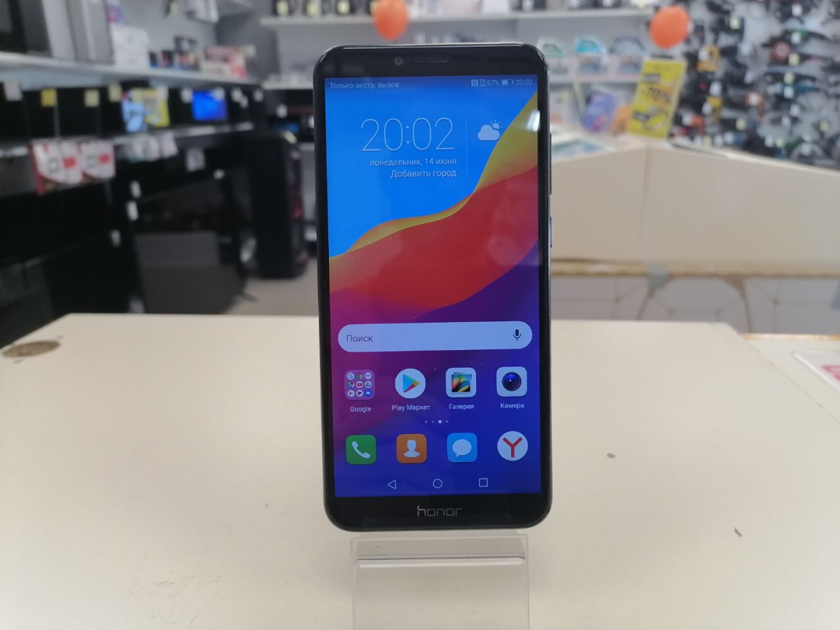 Смартфон Honor 7C 3/32