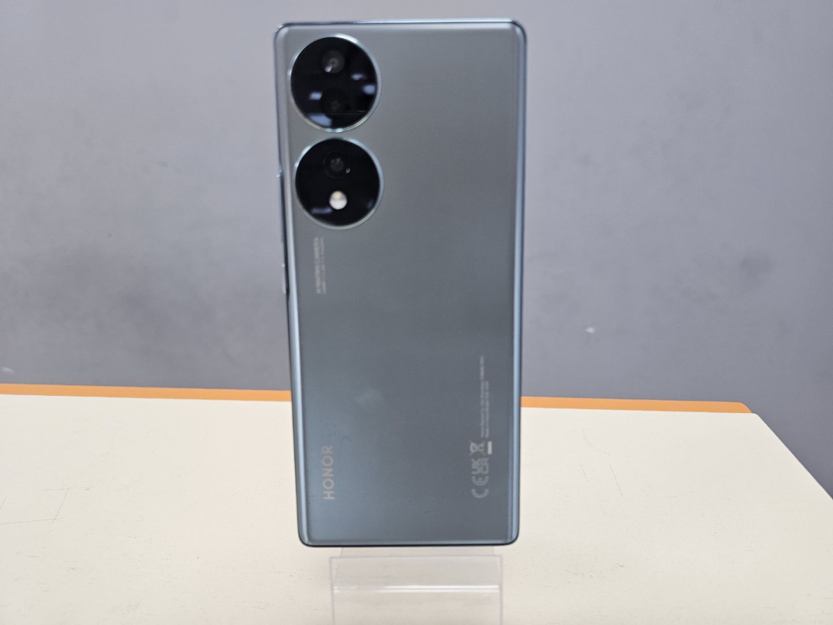 Смартфон Honor 70 8/256