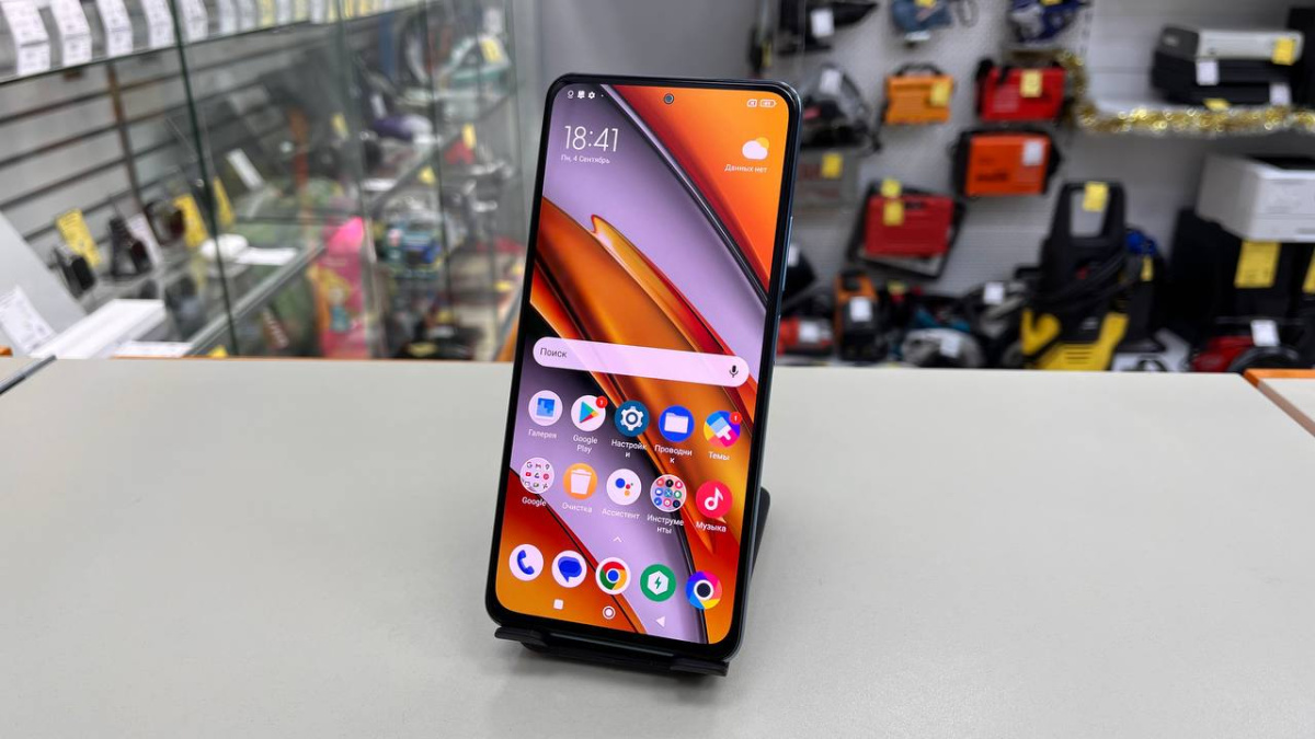 Смартфон Xiaomi Poco F3 8/256