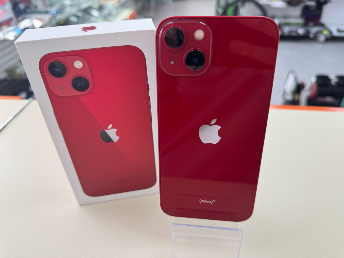 Смартфон Apple iPhone 13 128Gb