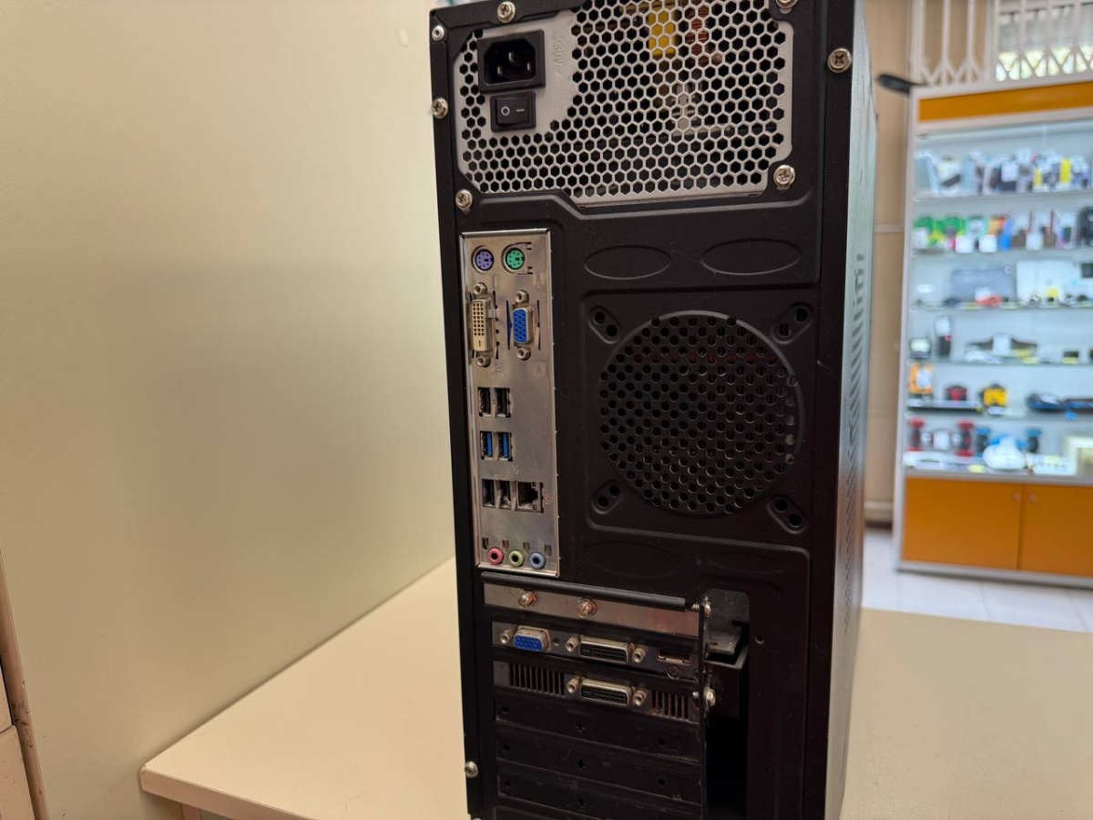 Системный блок AIR TONE LG; Xeon E3-1270, GeForce GTX 650 Ti, 8 Гб, 240 Гб, 750 Гб