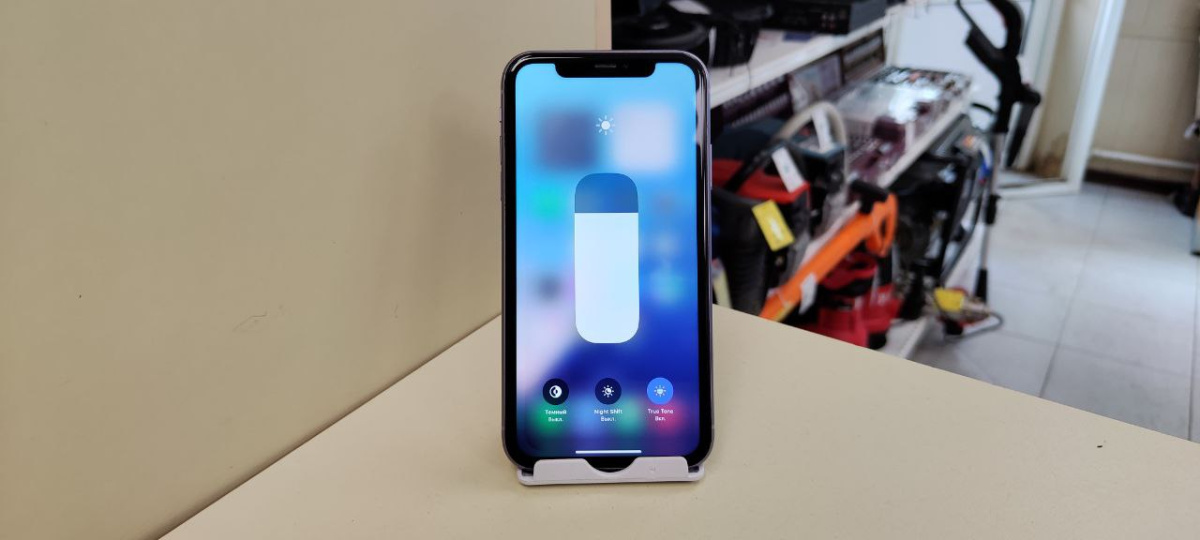 Смартфон Apple iPhone 11 64Gb
