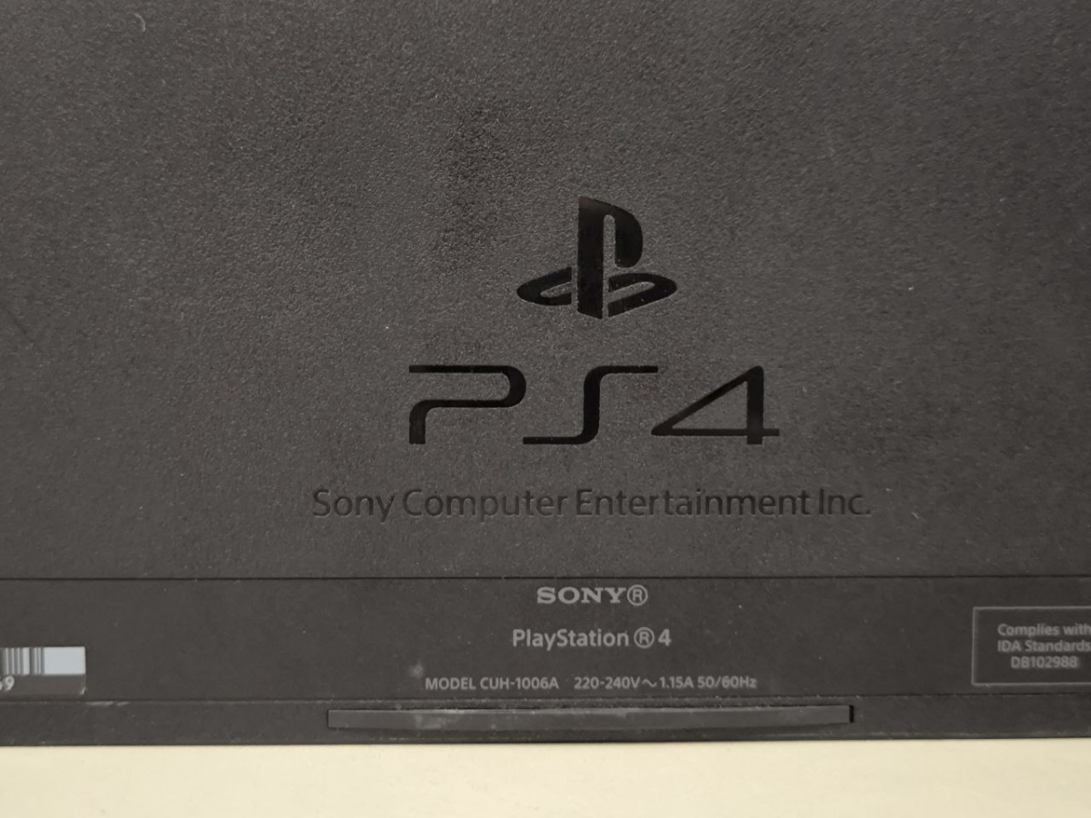 Игровая приставка PlayStation 4 FAT 500GB