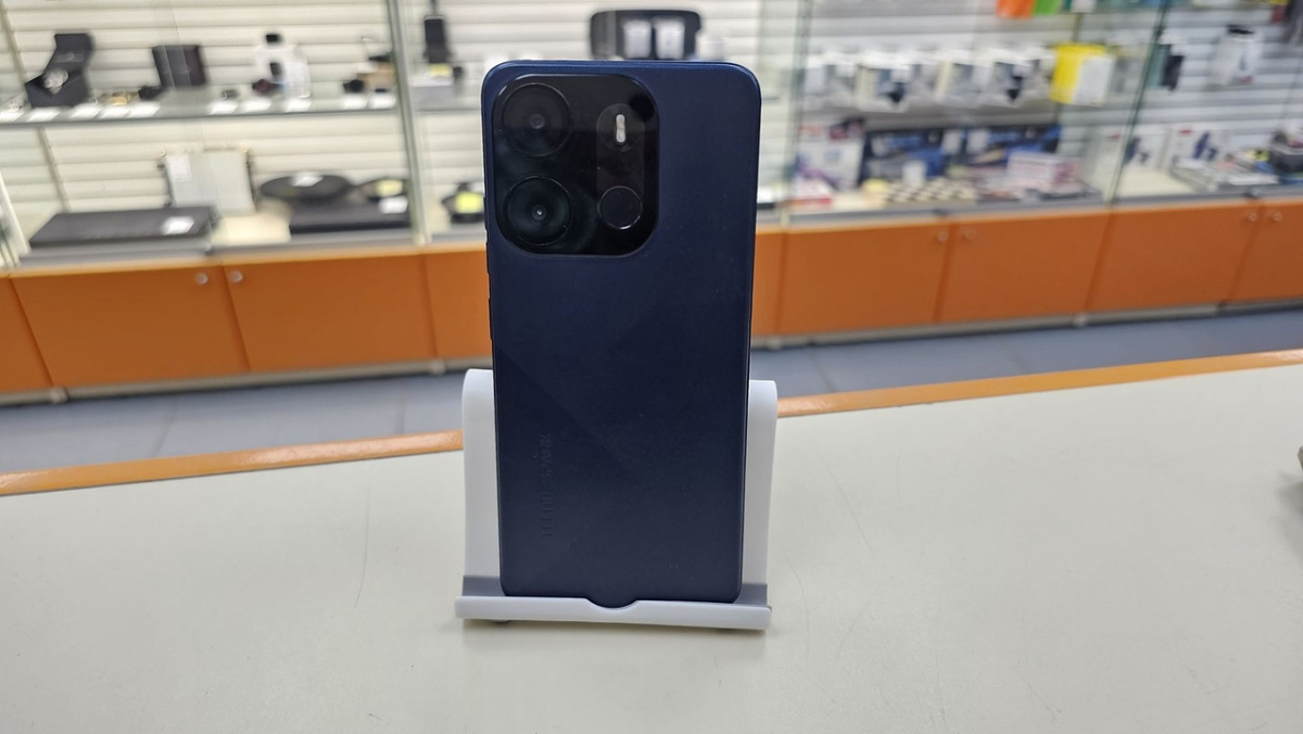 Смартфон Tecno Spark Go 2023 4/64