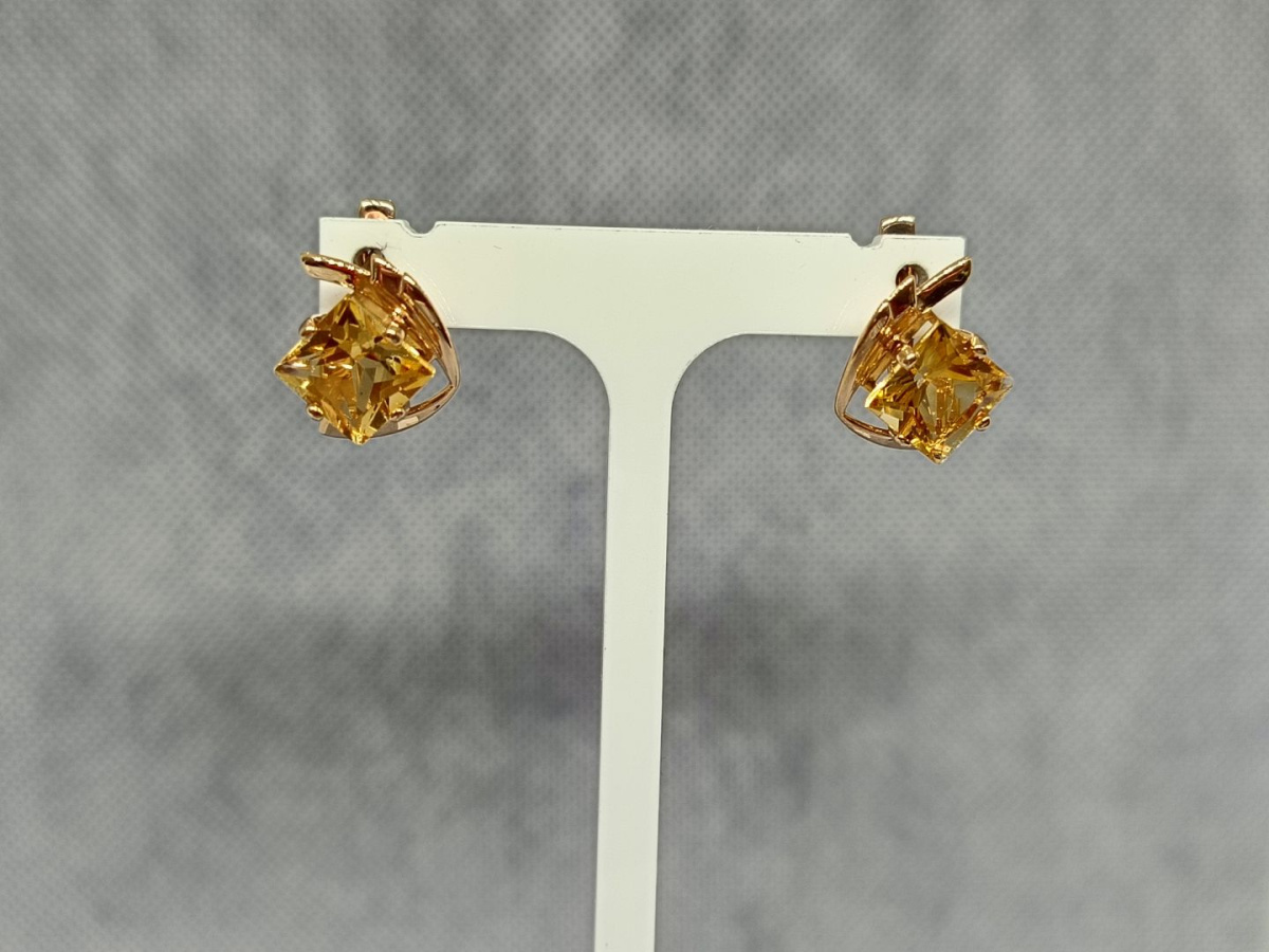 СКМ585 СЕРЬГИ С КАМНЕМ (Au 585)