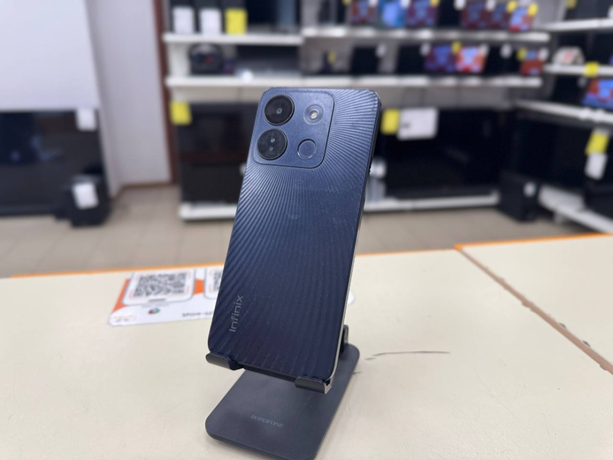 Смартфон Infinix Smart 7 HD 2/64