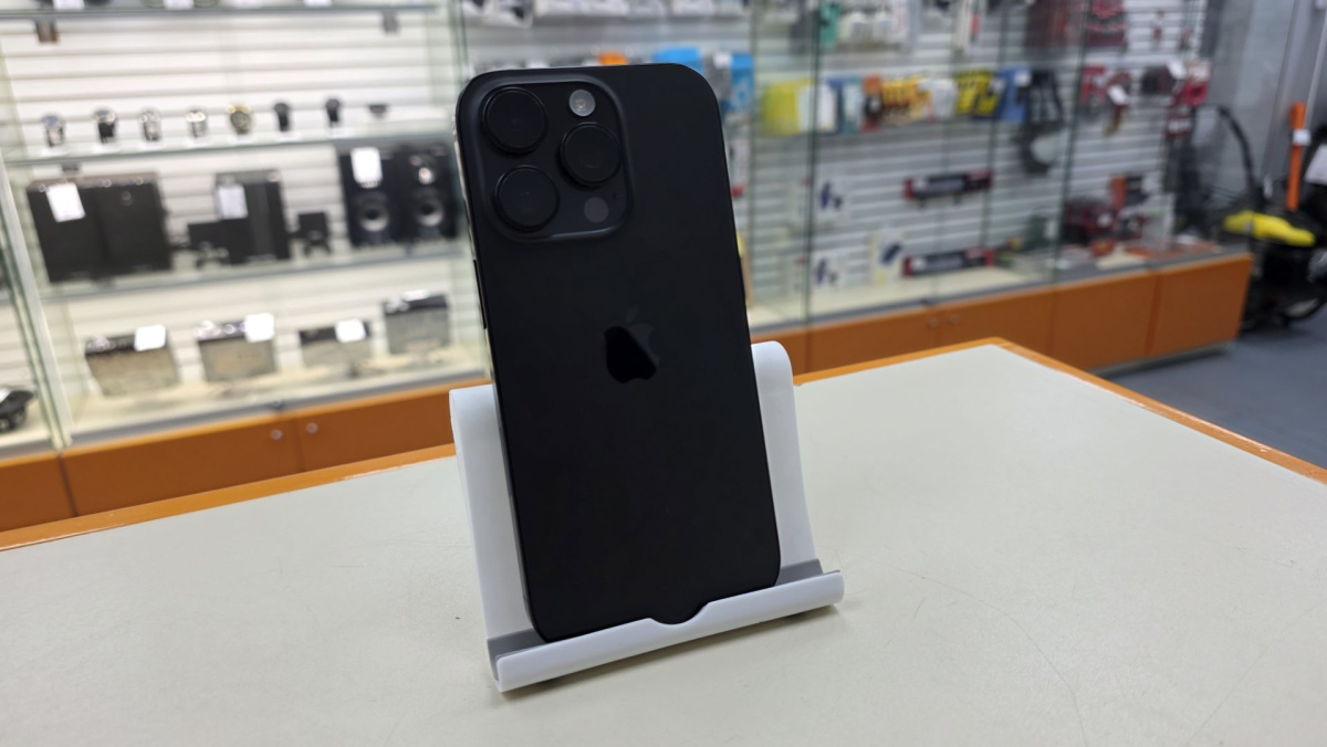 Смартфон Apple Iphone 16 Pro 128Gb