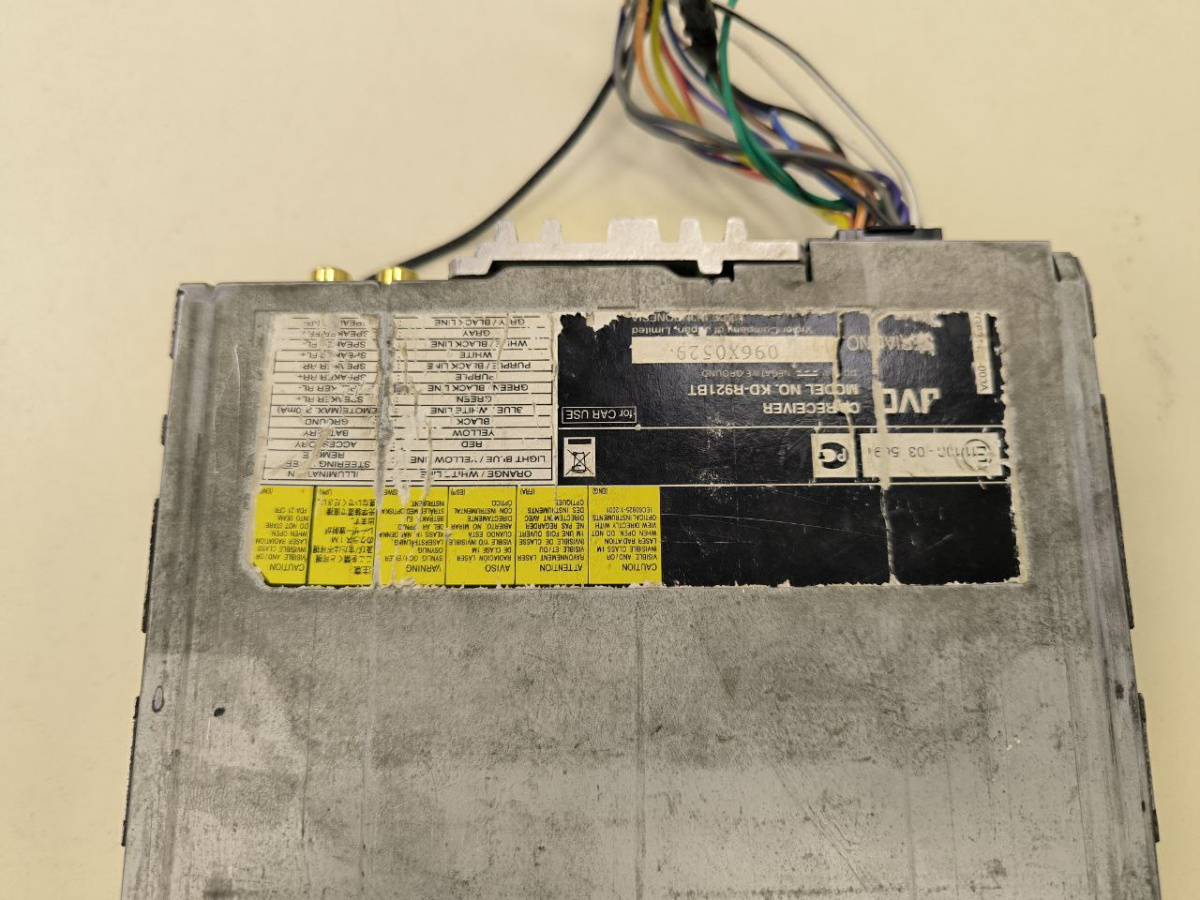 Автомагнитола JVC KD-R921BT