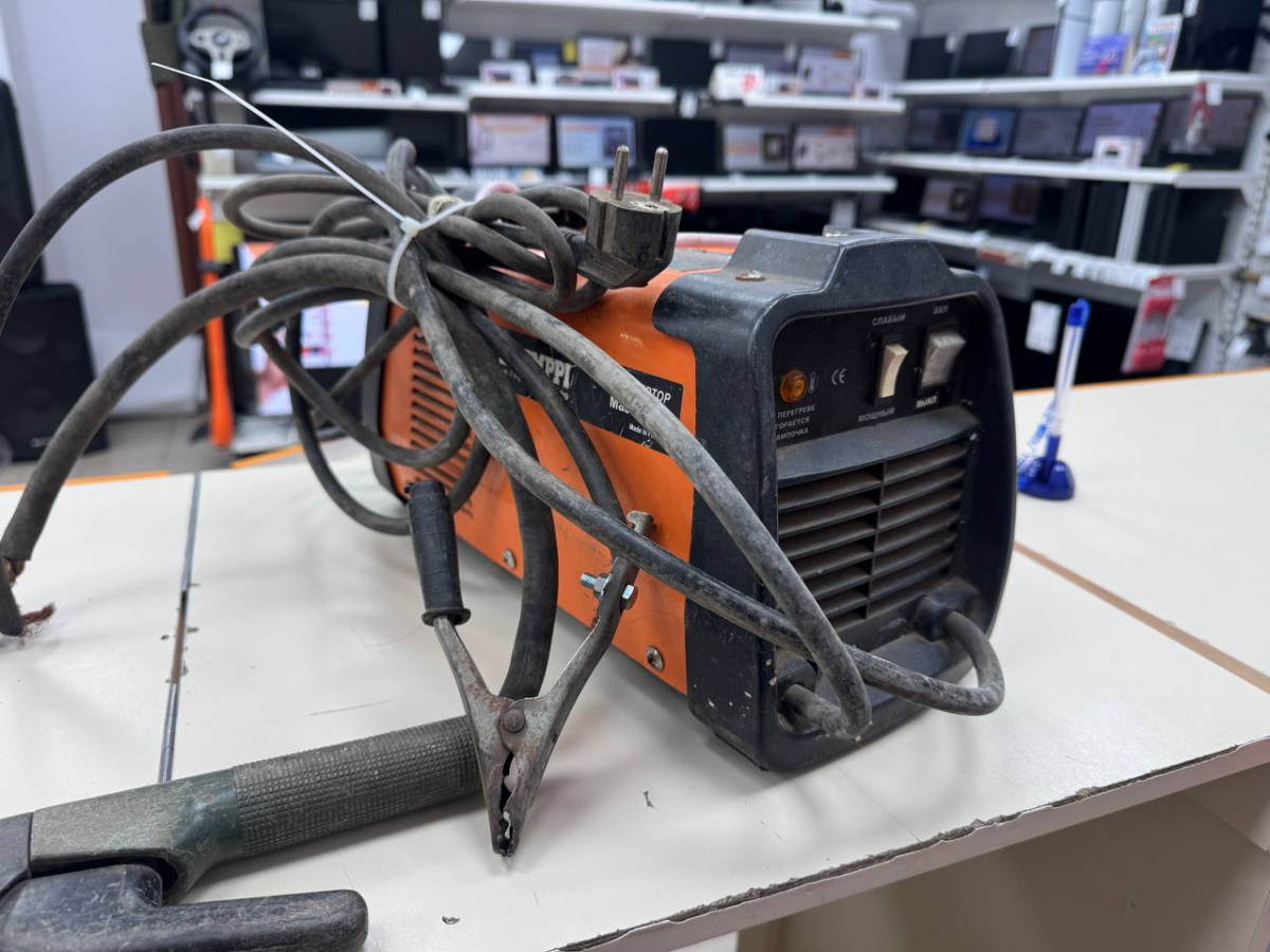 Сварочный аппарат Kemppi Master 202.