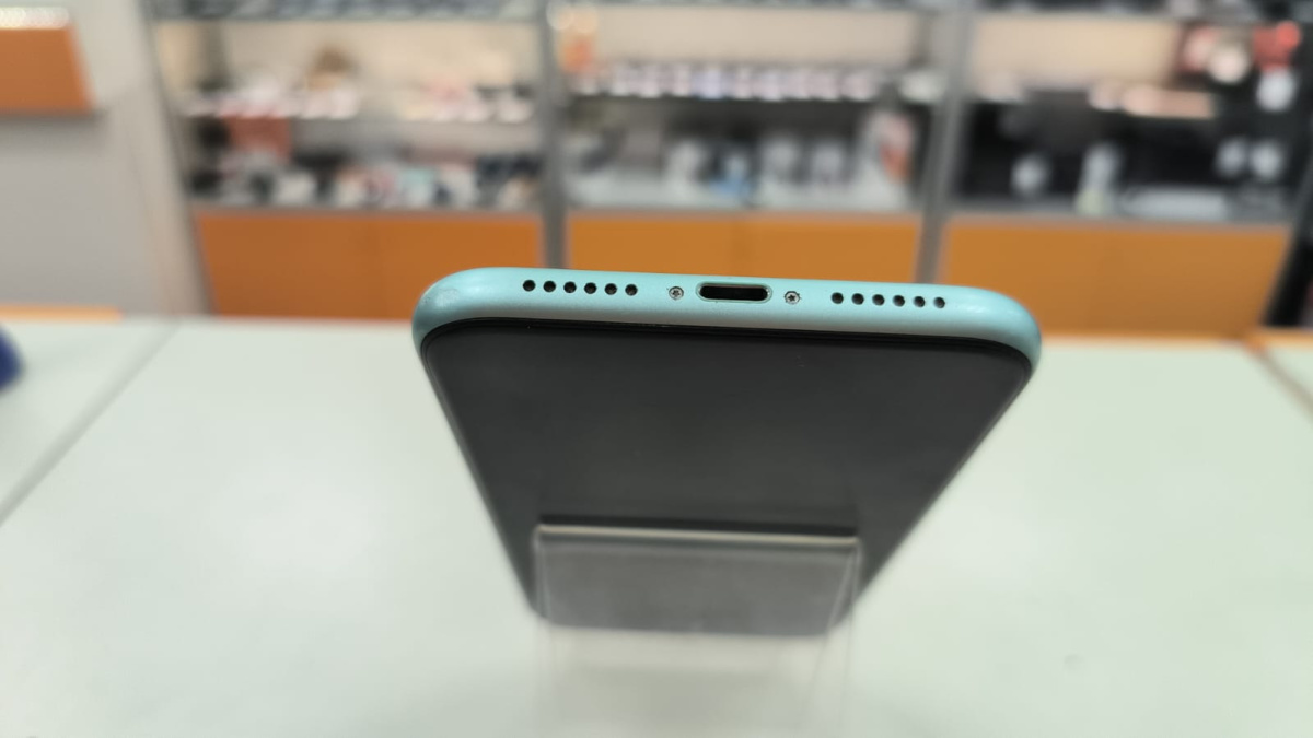 Смартфон Apple iPhone 11 128Gb