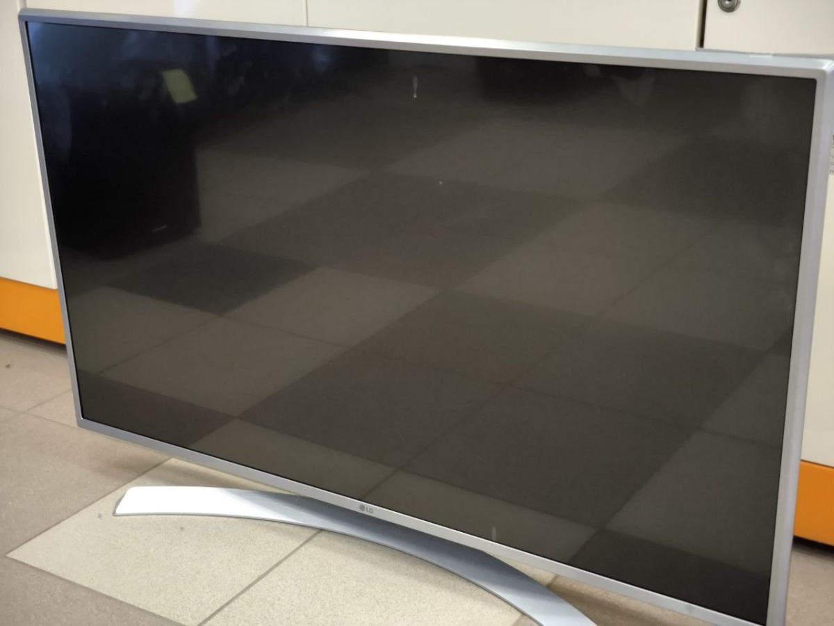 LED Телевизор LG 43UJ655V