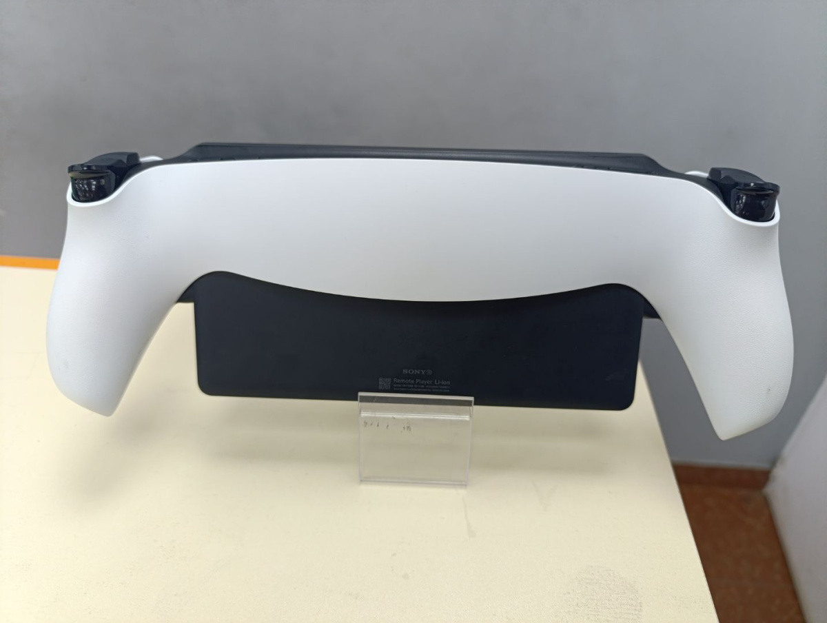 Игровая приставка PlayStation Portal
