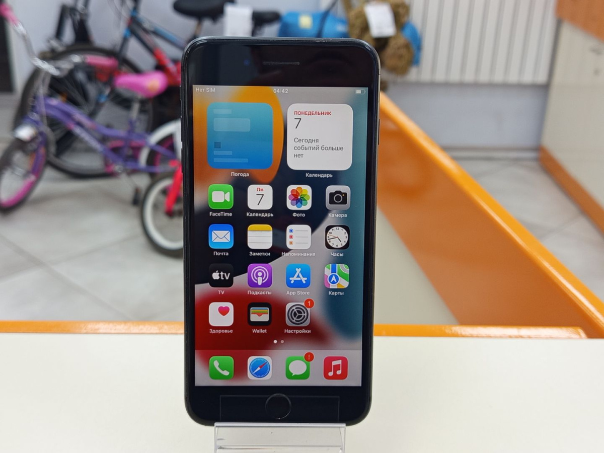 Смартфон Apple iPhone 7 Plus 64Gb