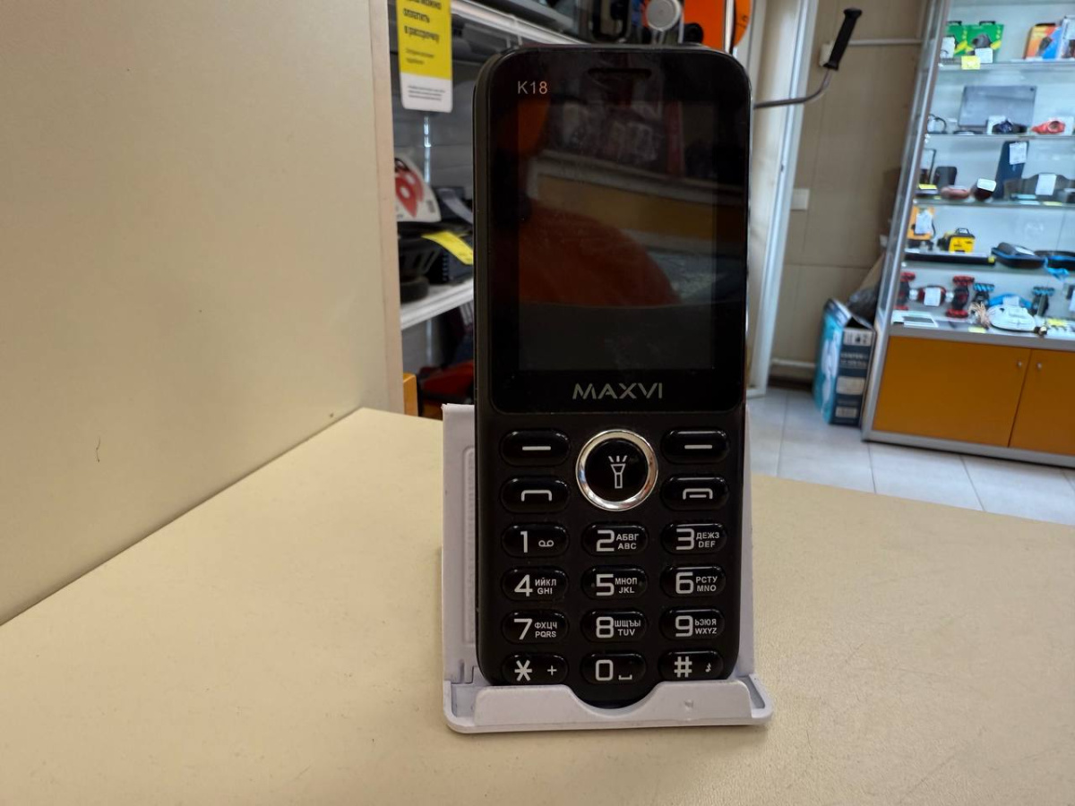 Смартфон Maxvi K18