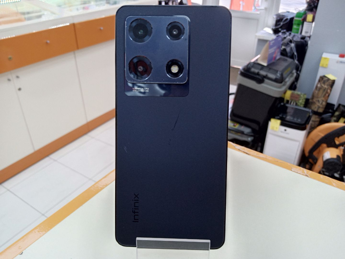 Смартфон Infinix Note 30 PRO 8/256
